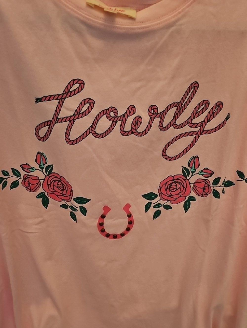 Peach Love California Pink 'Howdy' Graphic Tee with Rose & Horseshoe- Oversized - Picture 4 of 5